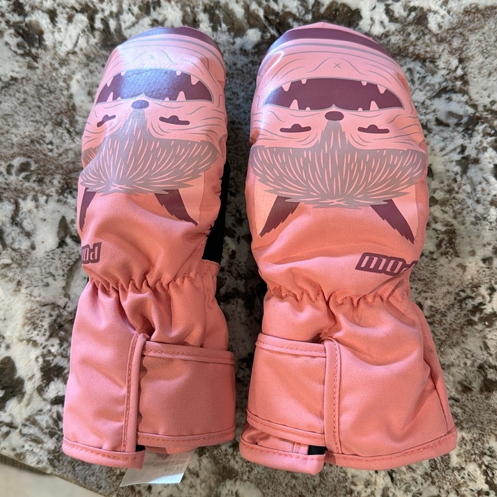 Pow GIRL Mittens